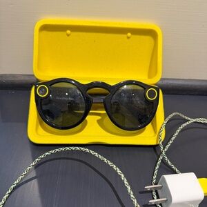 SNAPCHAT GLASSES